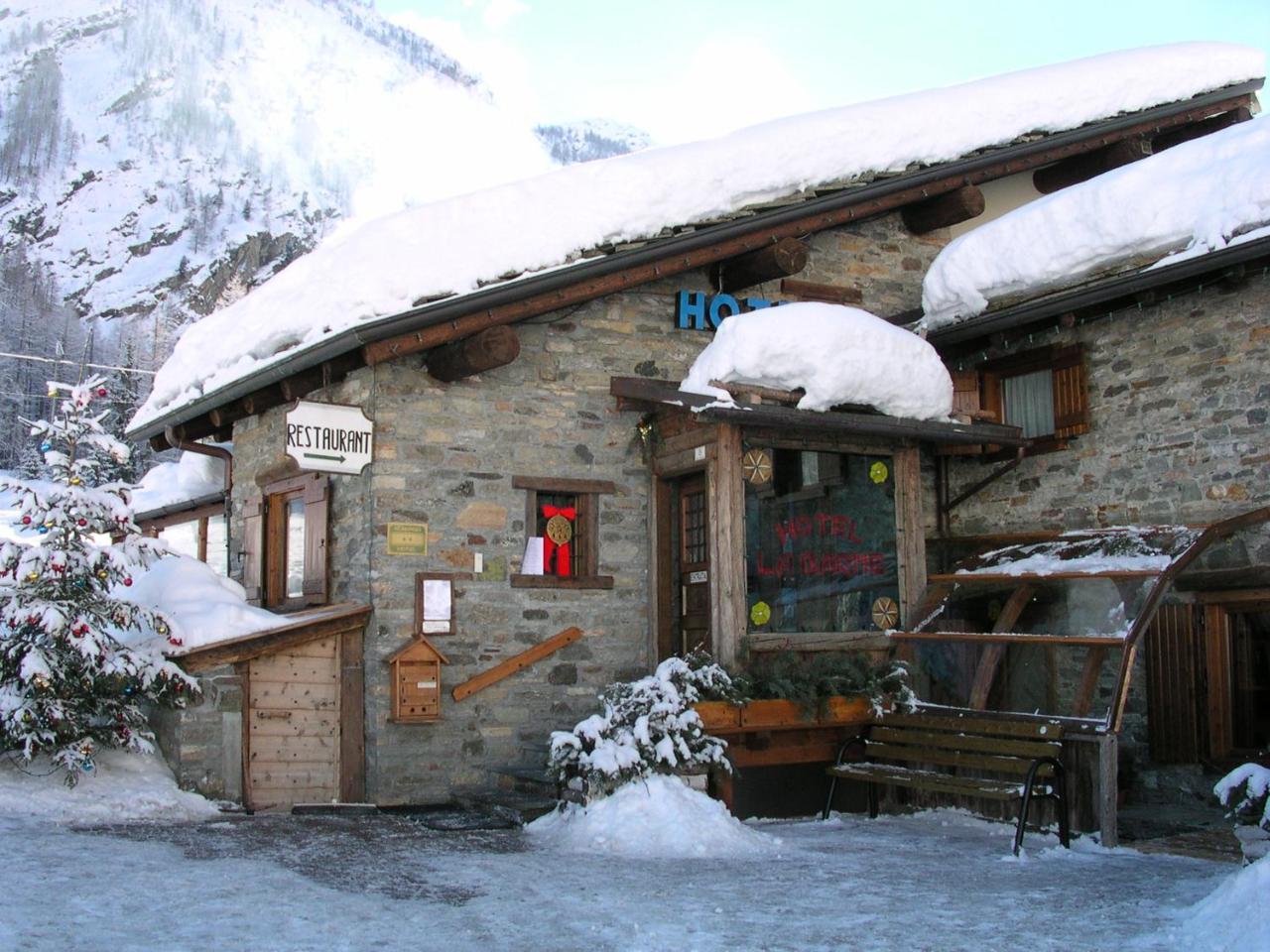 Hotel Restaurant La Barme Cogne Exteriér fotografie